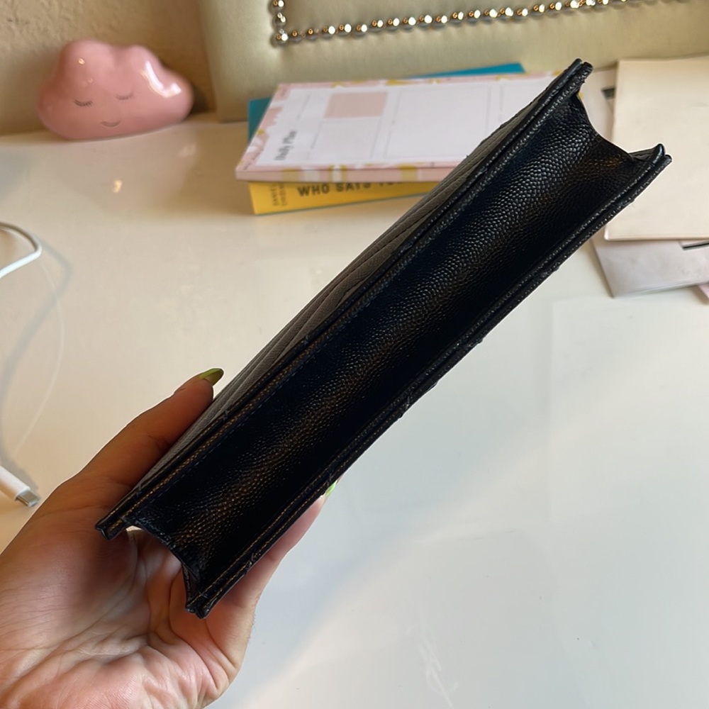 Saint Laurent monogram matelasse leather wallet on chain. - Picture 4 of 6